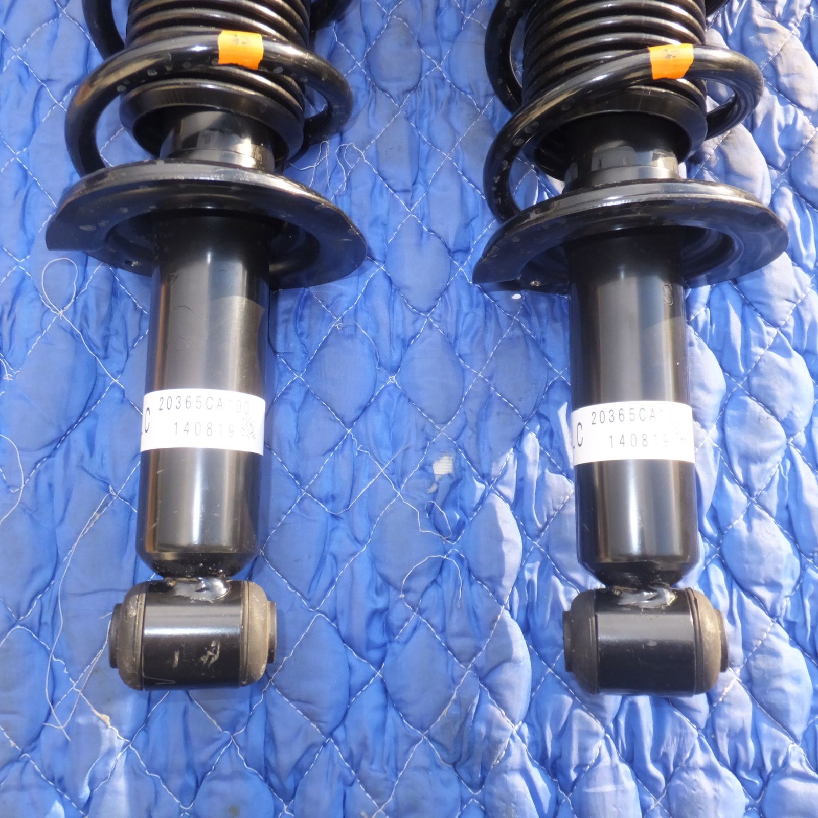 送料無料] 新車外し☆トヨタ TOYOTA 純正 86 ZN6 サスペンション