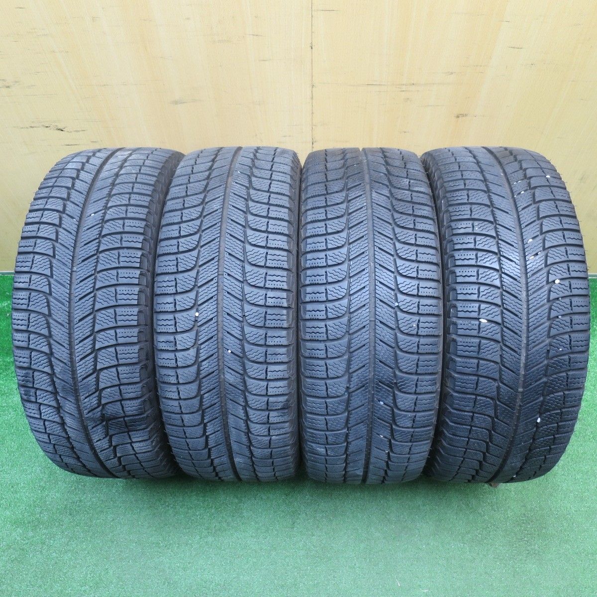 バリ溝！9分☆トヨタ ブレイド 純正 215/45R17 スタッドレス