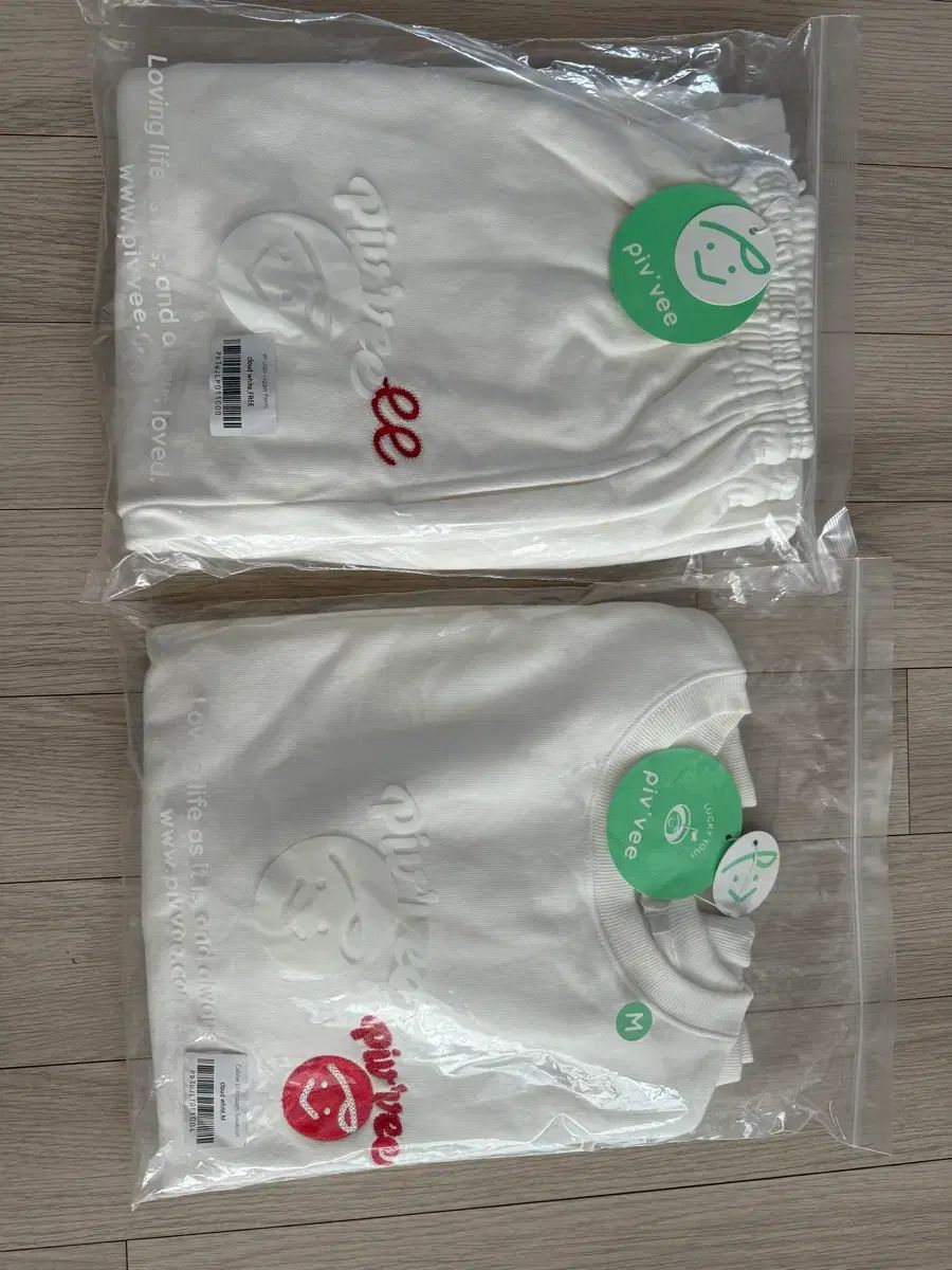 ピヴ piv vee ゴルフ 上下セット M