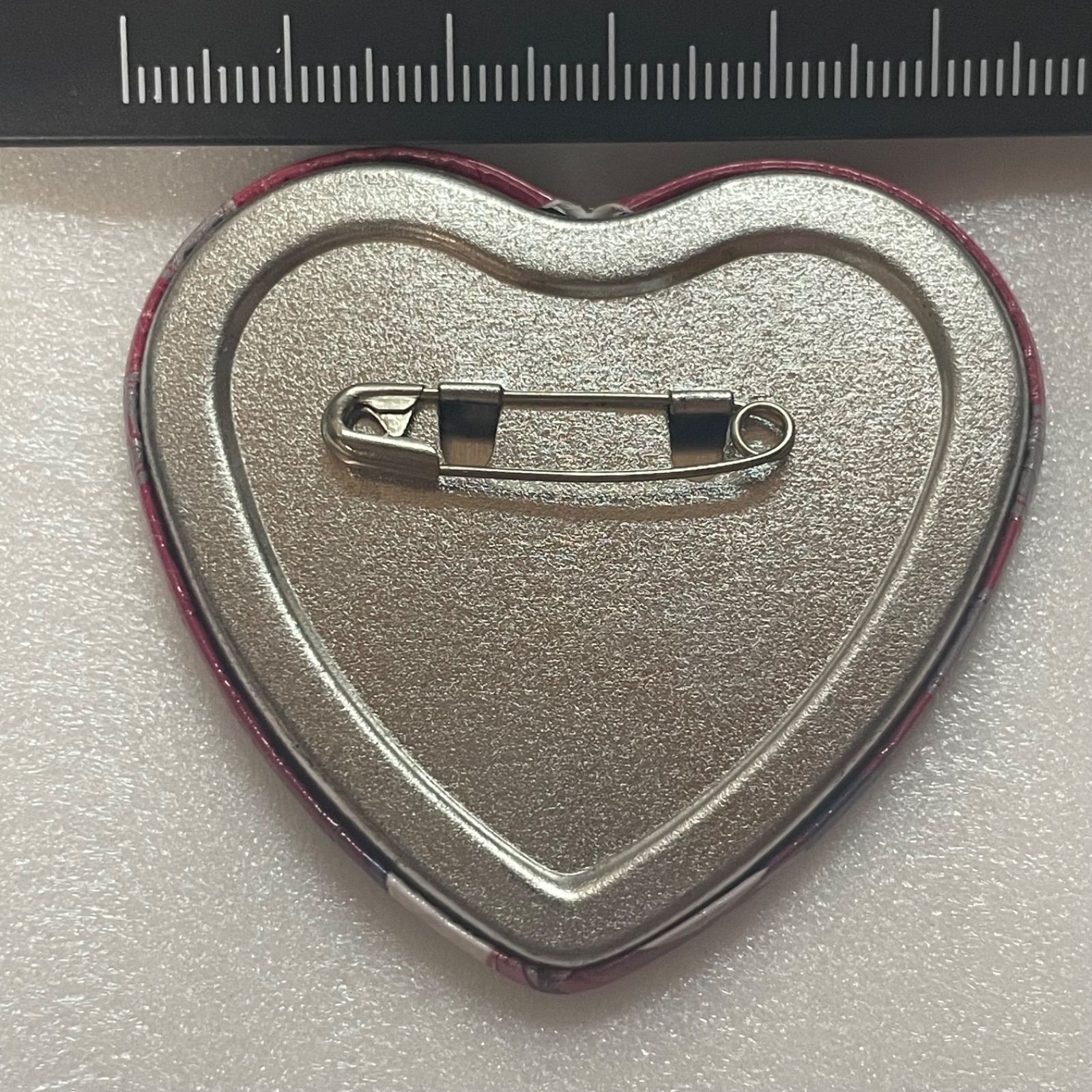 ローレン・イロアス にじさんじ ホワイトデー 2023 缶バッジ H5 - メルカリ