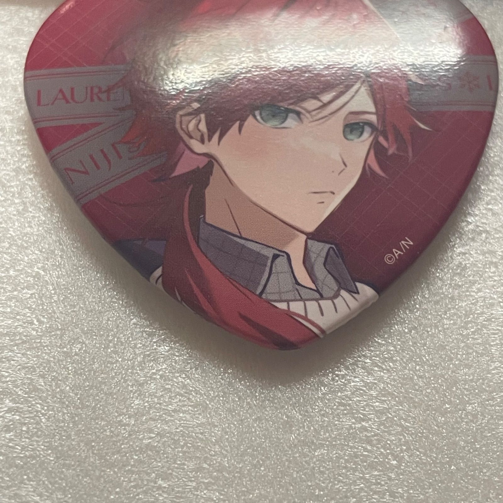 ローレン・イロアス にじさんじ ホワイトデー 2023 缶バッジ H5 - メルカリ