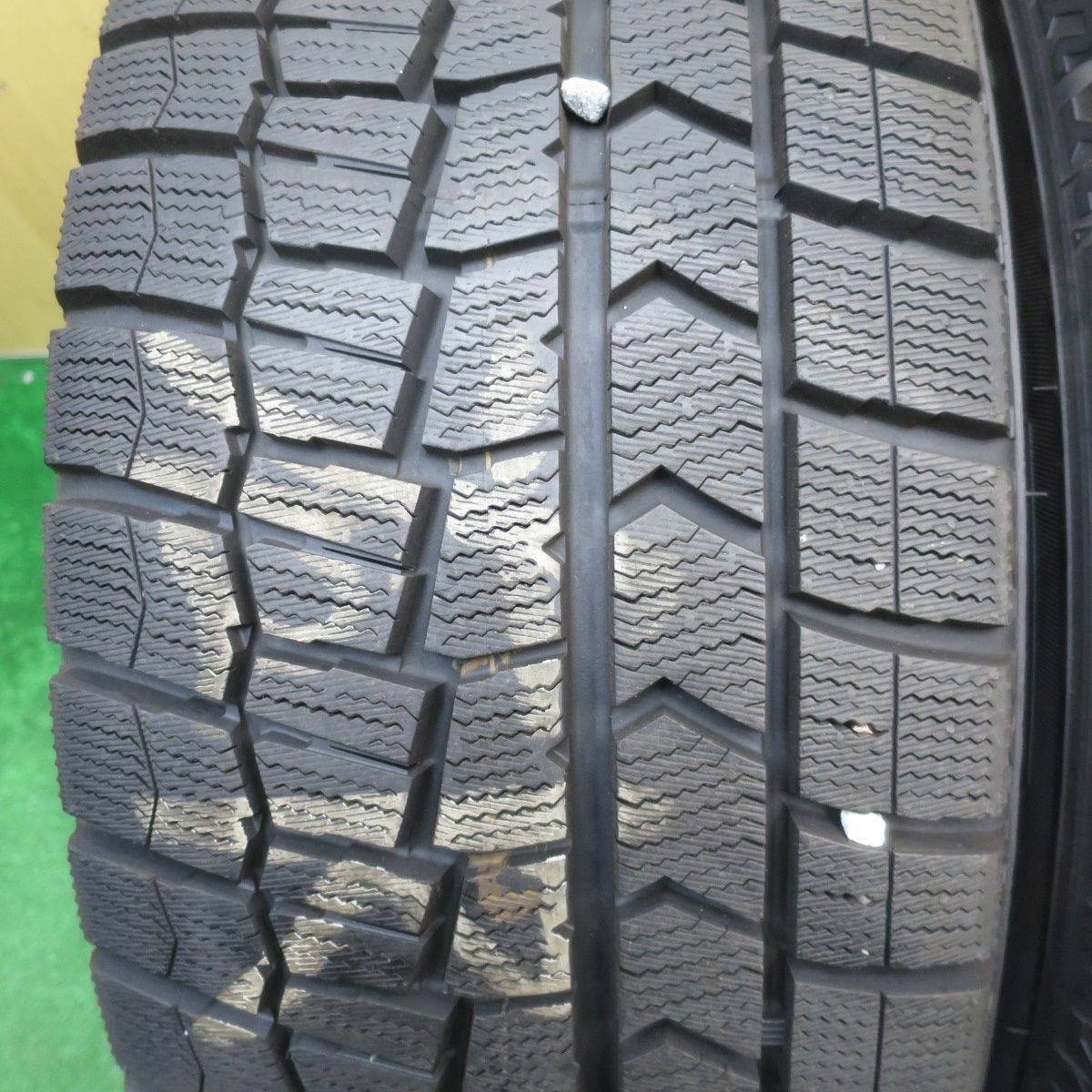 スタッドレス 235