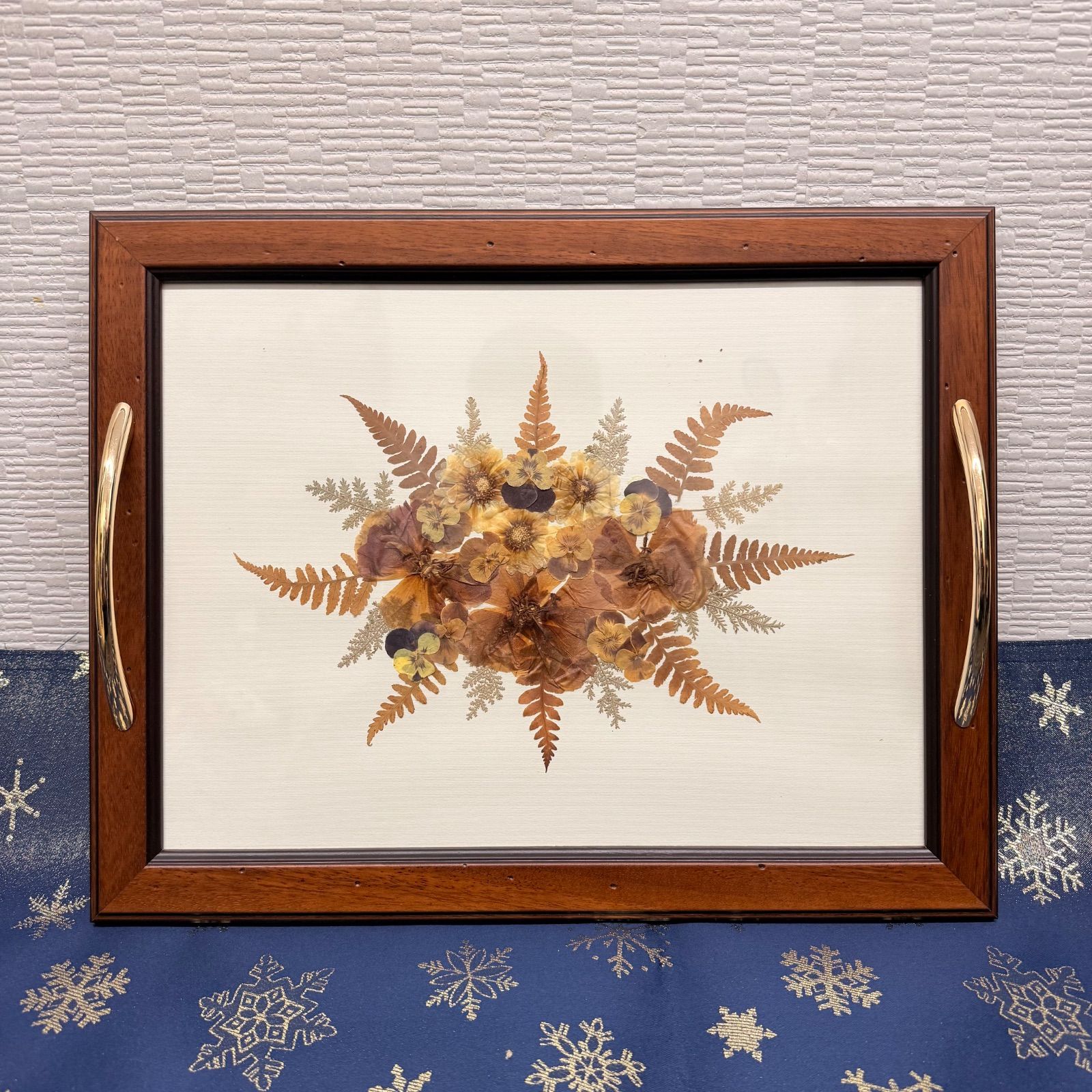 花と蝶のアート作品 木製フレーム付き 🌿押し花アートトレー（木製フレーム付き）🌿 - メルカリ