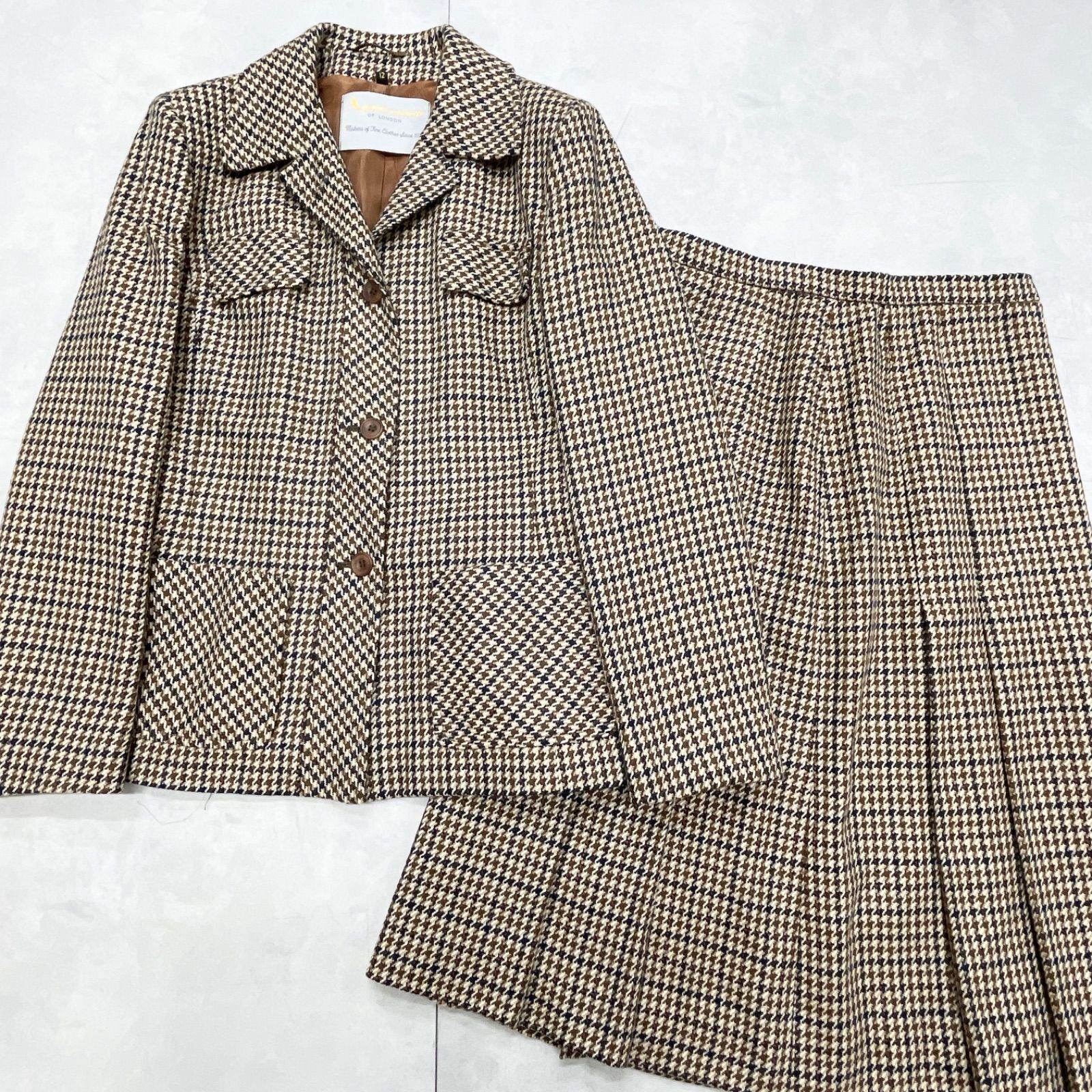 Aquascutum アクアスキュータム セットアップ チェック柄