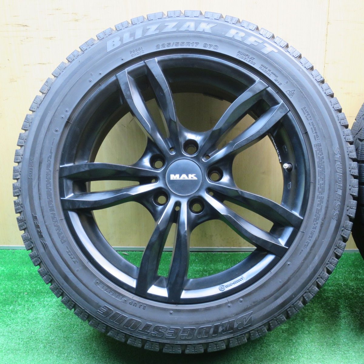 17 スタッドレス