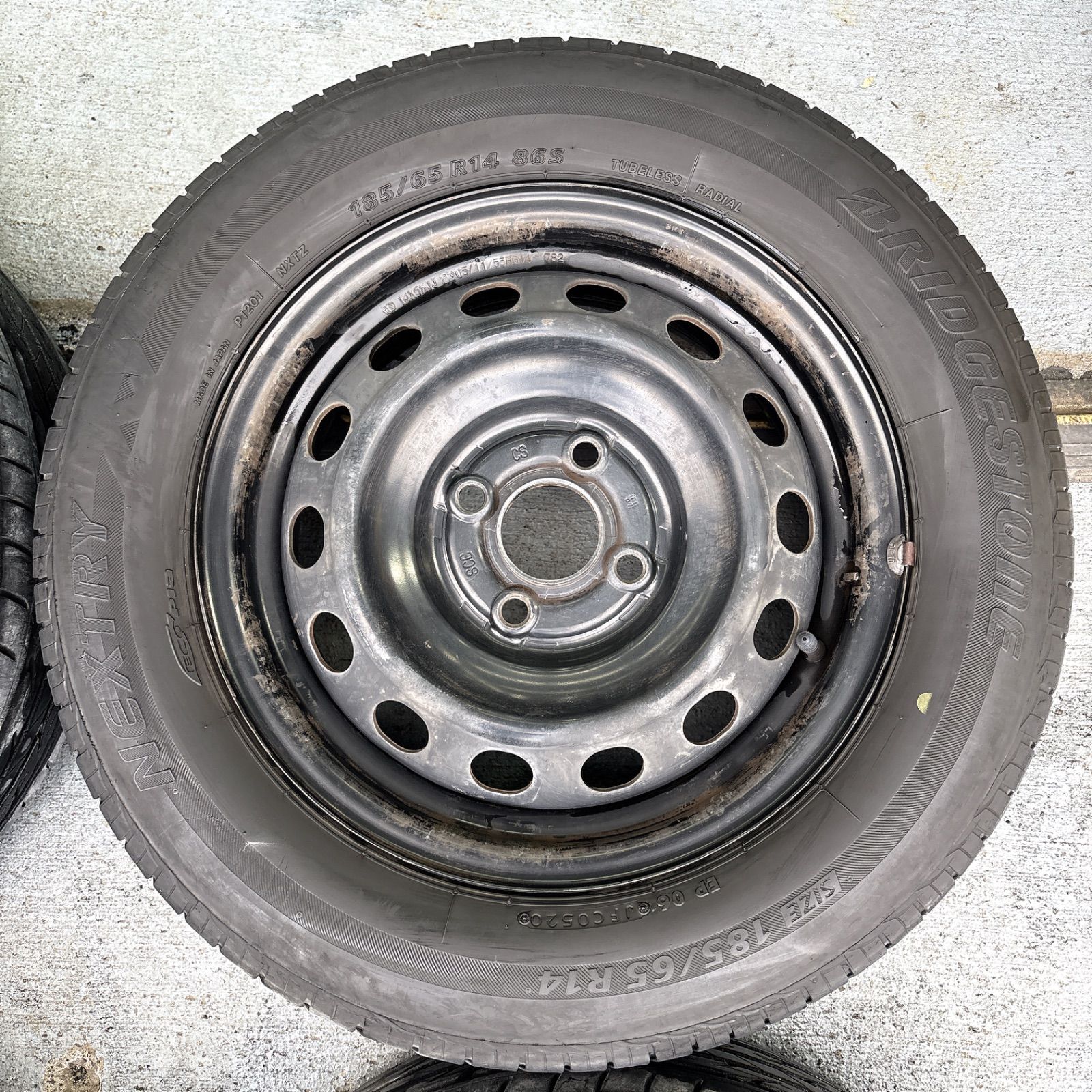 14 ホイールタイヤセット