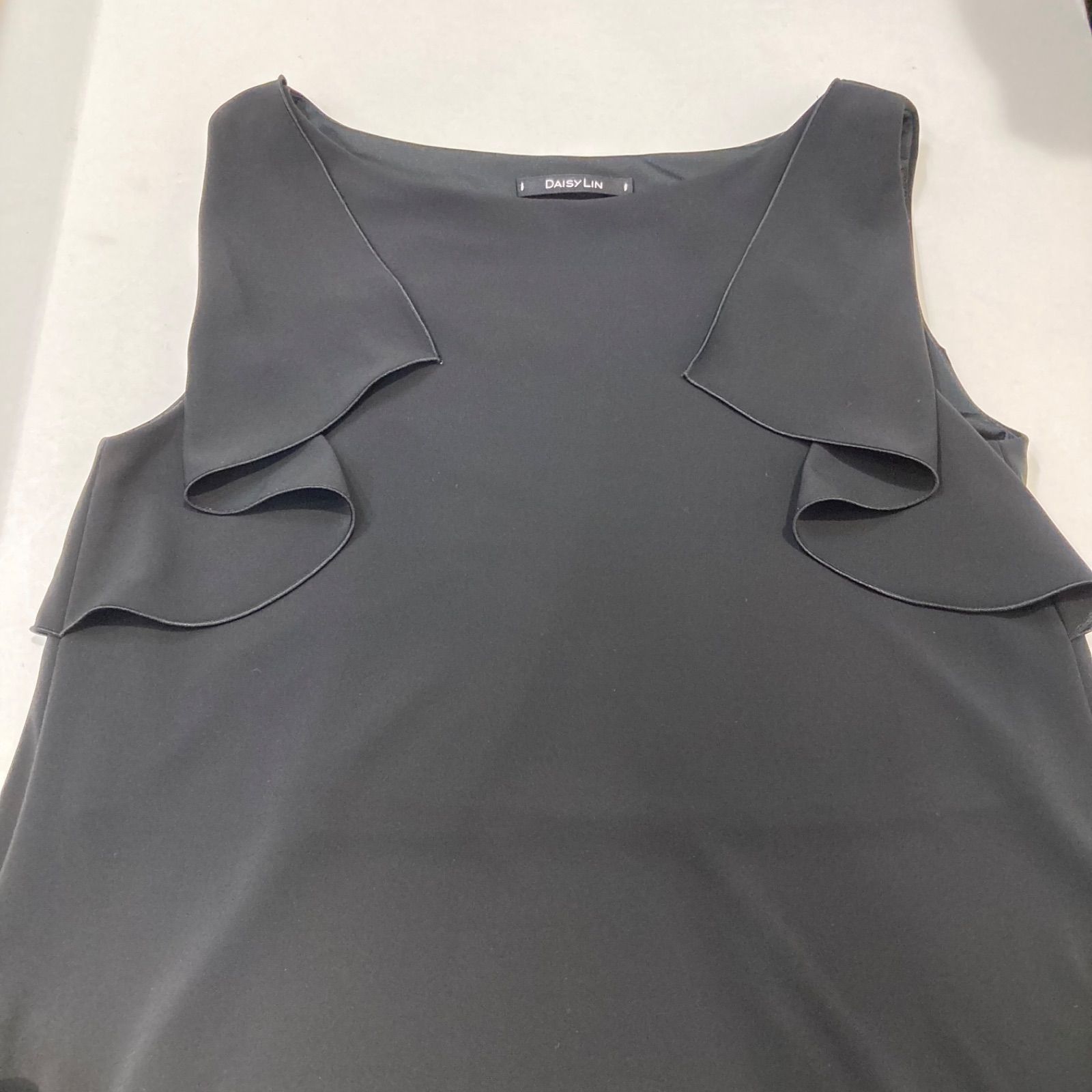 美品 DAISY LIN デイジー リン フリルワンピース 黒 ブラック サイズ40