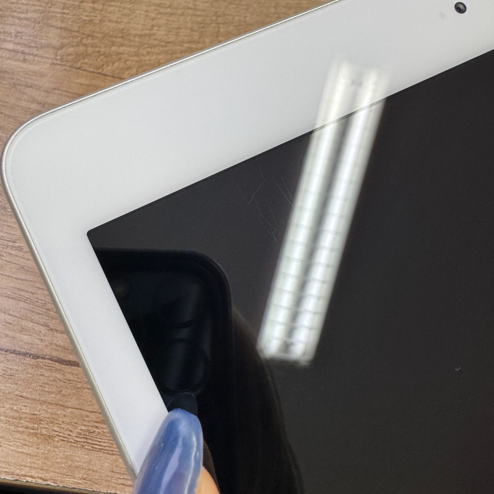 iPad 第8世代 Wi-Fiモデル 32GB シルバー - メルカリ