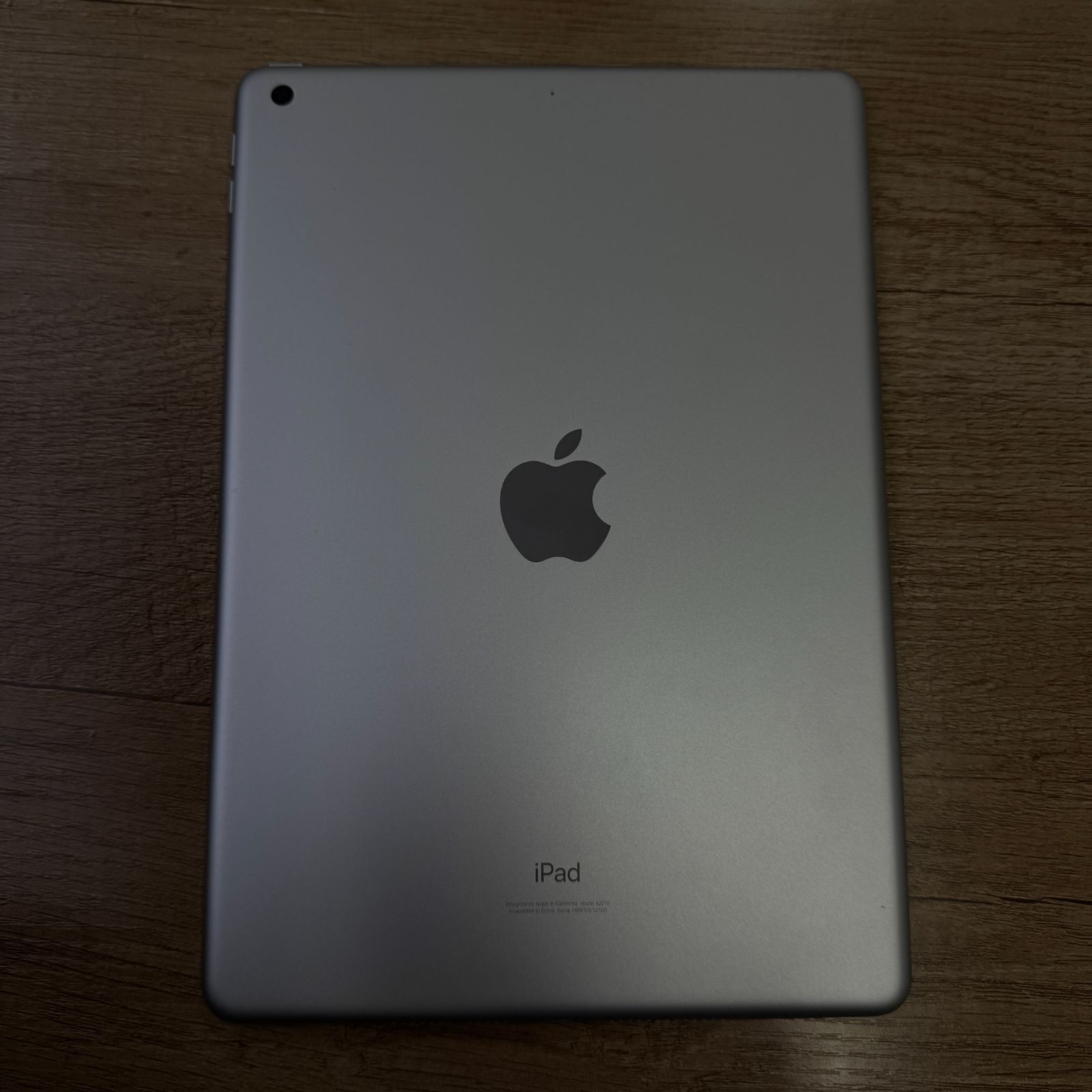 iPad 第8世代 Wi-Fiモデル 32GB シルバー - メルカリ