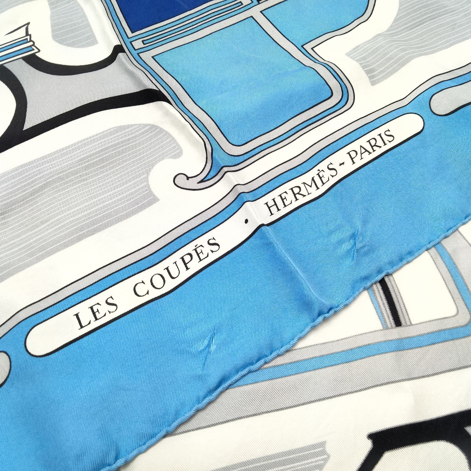 クーペ スカーフ