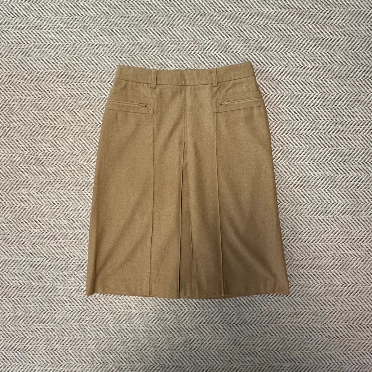 THEORY japan made skirt beige