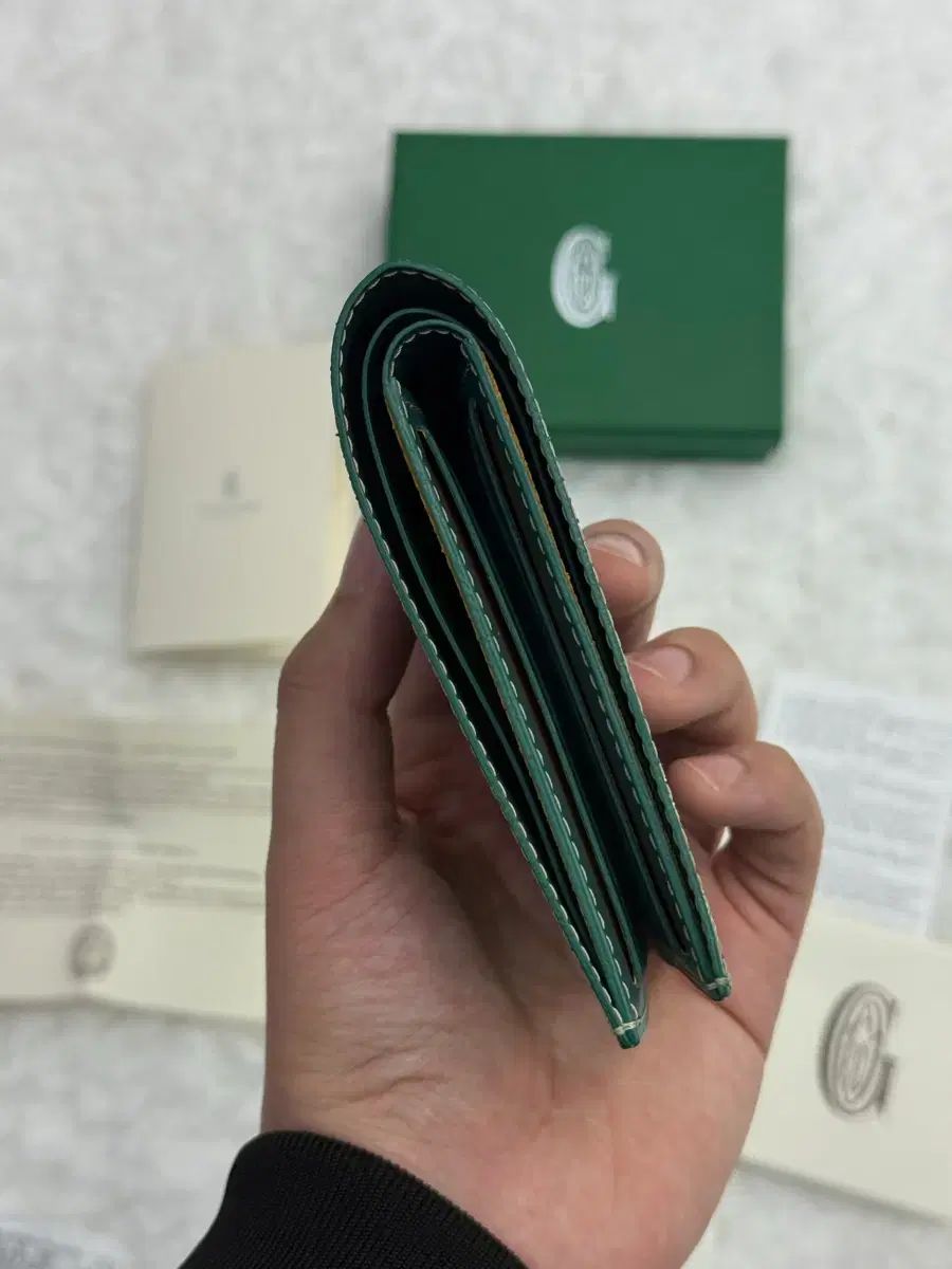 セブンラグジュアリーショップ ゴヤール BIG トゥワール 二つ折り財布