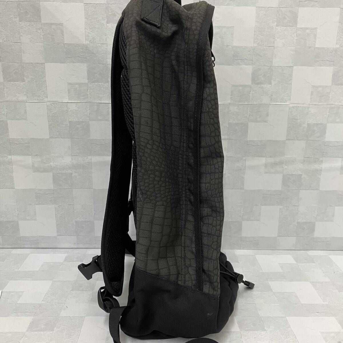 Supreme シュプリーム リュック バックパック クロコプリント ブラック レインカバー付き