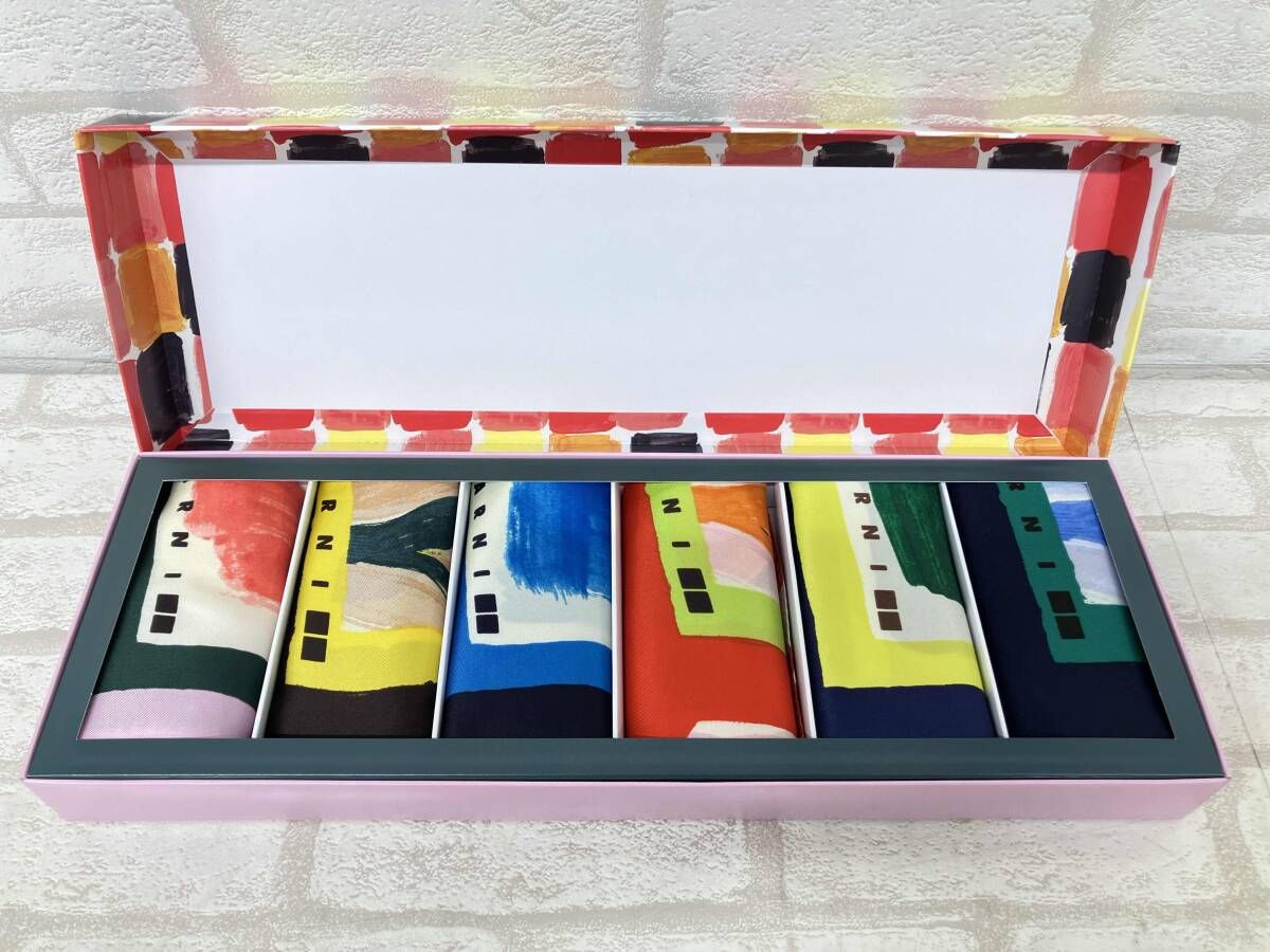 UNIQLO × MARNI ユニクロ マルニ シルク フロシキスカーフ