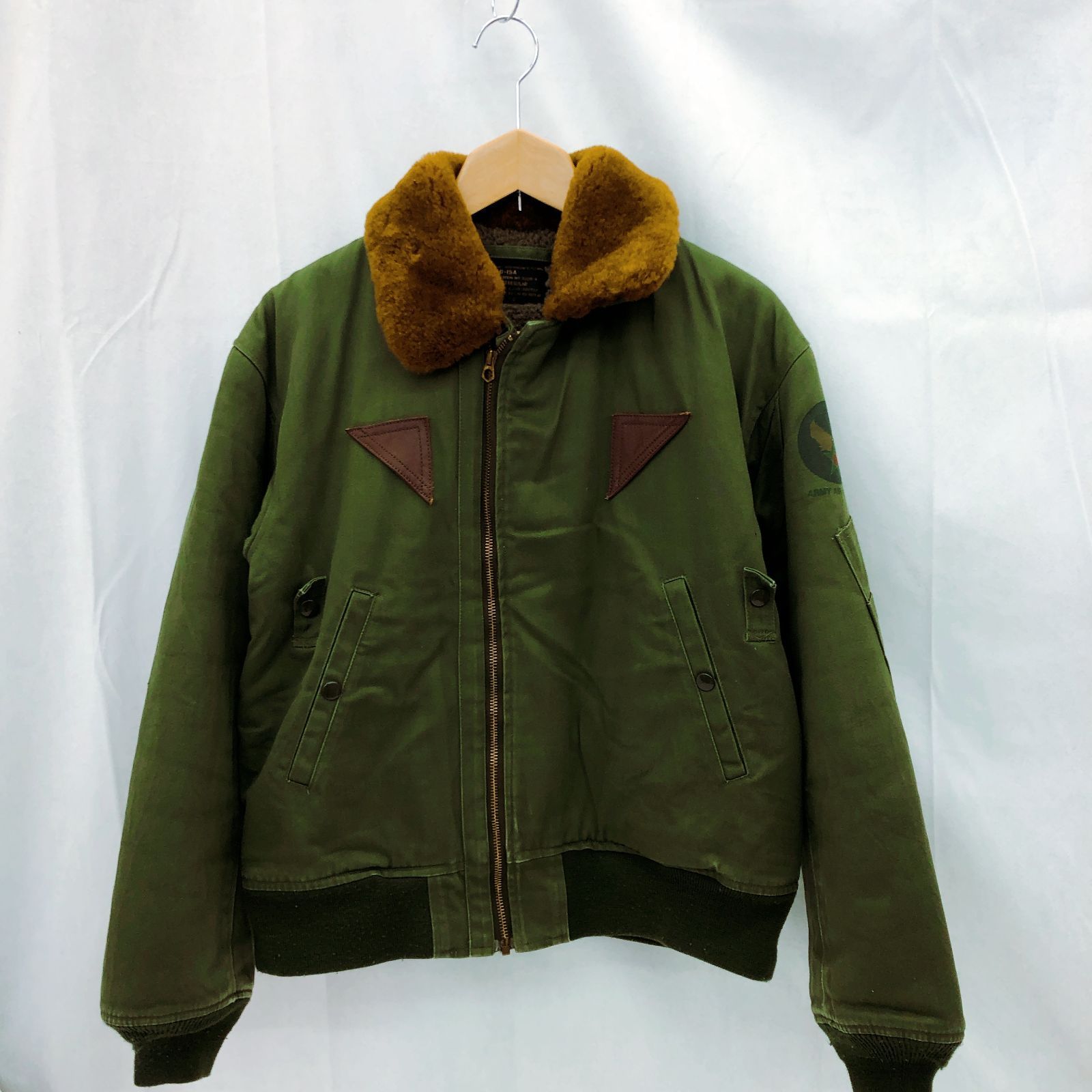 b 15a 着こなし karaku official さんのB-15フライトジャケット