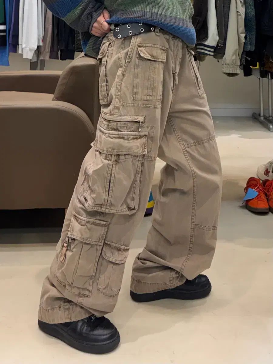 00s ドルチェ＆ガッバーナ 18 ポケット カーゴパンツ - メルカリ