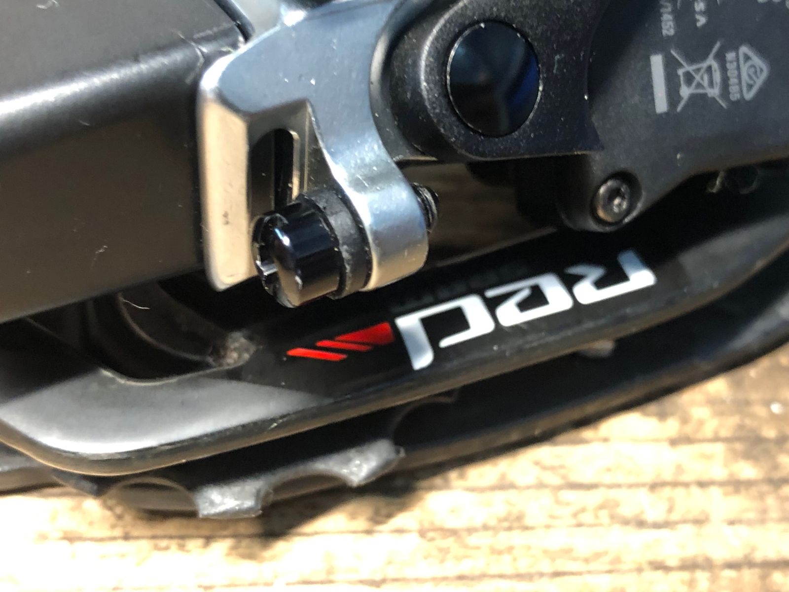 AXS RED SRAM ( ) スラム eTap レッド Red | ETAP red eTAP E1シリーズ新登場 Redが5年ぶりにフルモデルチェンジ!Red E1