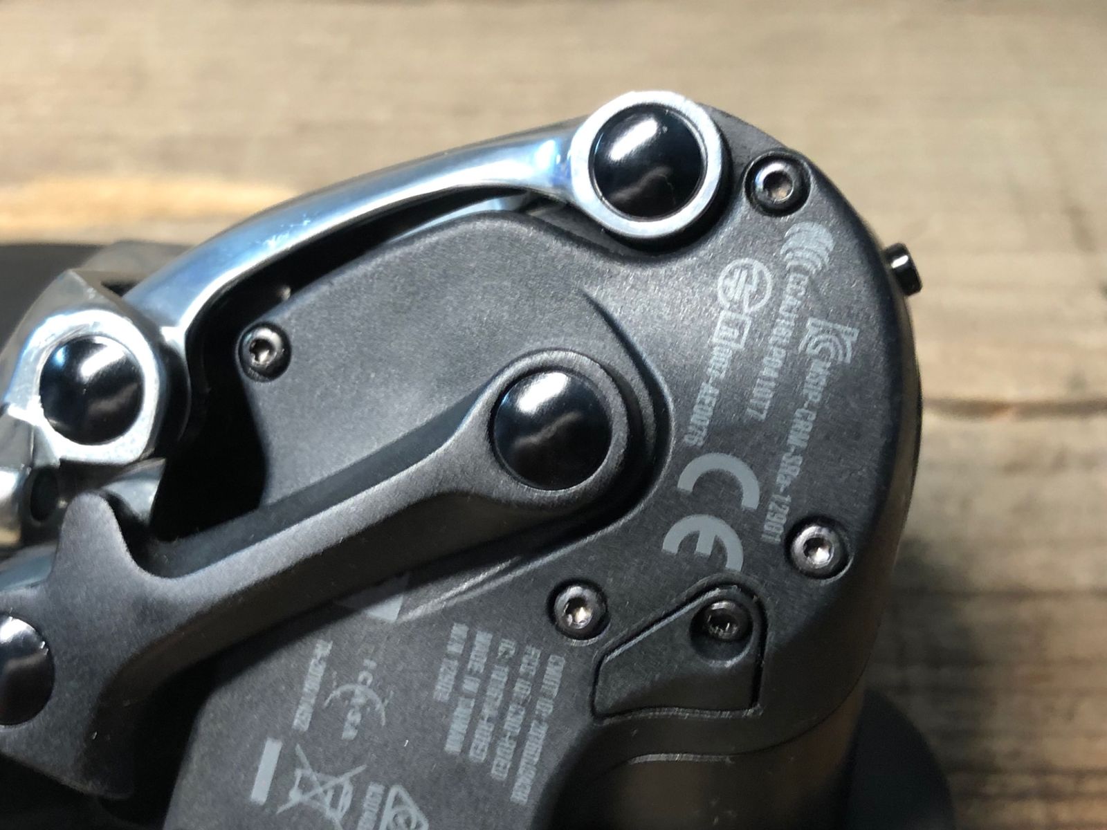 AXS RED SRAM ( ) スラム eTap レッド Red | ETAP red eTAP E1シリーズ新登場 Redが5年ぶりにフルモデルチェンジ!Red E1