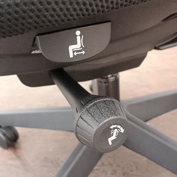 オカムラ オフィスチェア