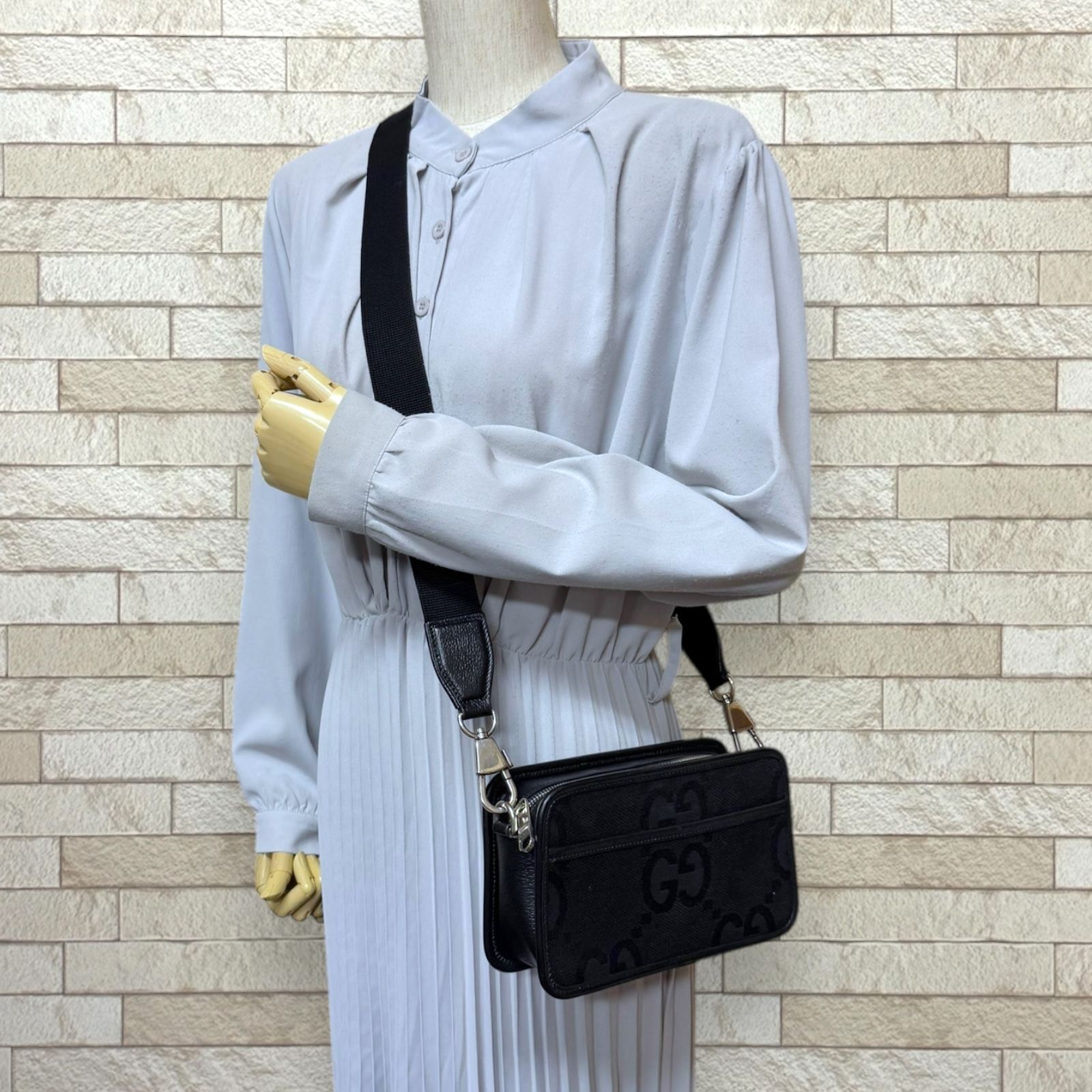 グッチ ジャンボGG ショルダーバッグ GGキャンバス 696075 ブラック