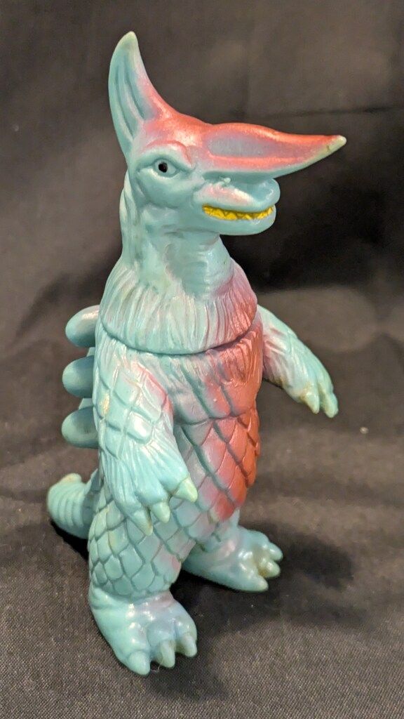 ブルマァク VINミニソフビ オイルドリンカー水色 100㎜ 100mm - メルカリ