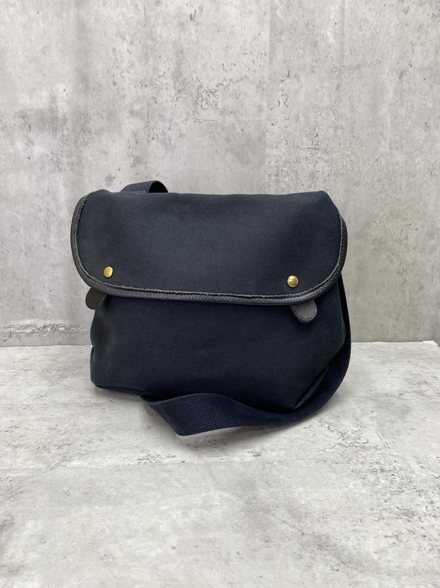 Brady ブレディ ショルダー バッグ 黒 □□◎レディース - メルカリ