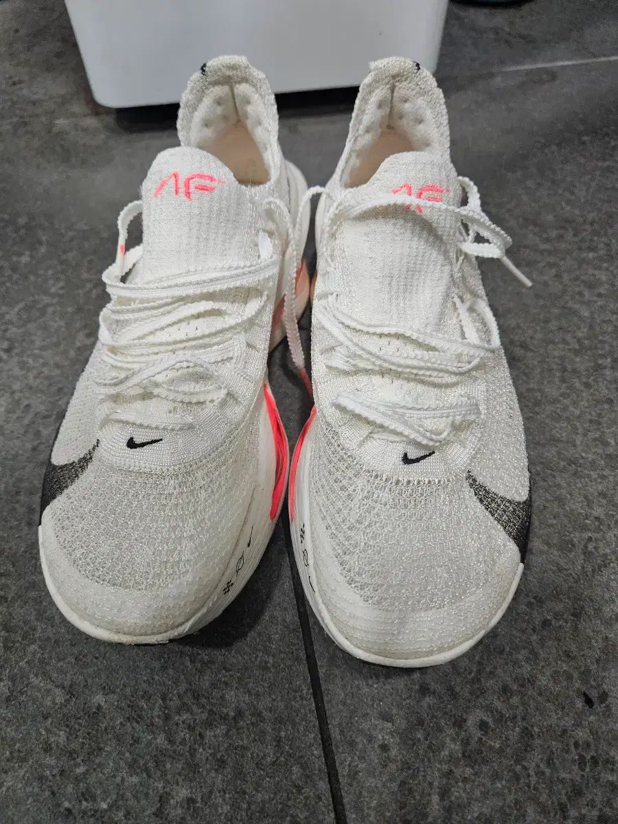 ナイキ アルファフライ 3 サイズ 24 5