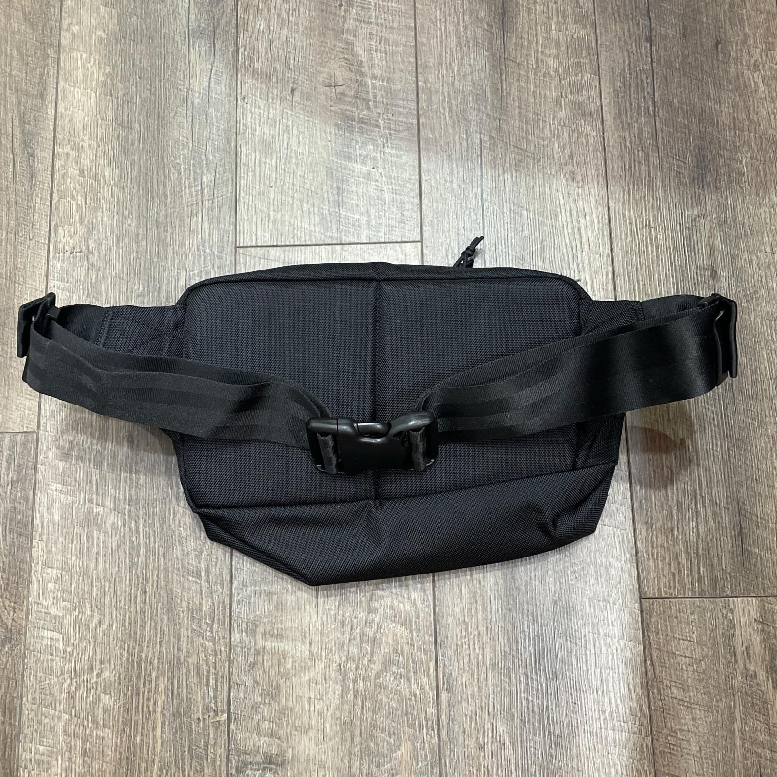 参考上代19800円 Yohji Yamamoto × NEW ERA SQUARE WAIST BAG ウエスト