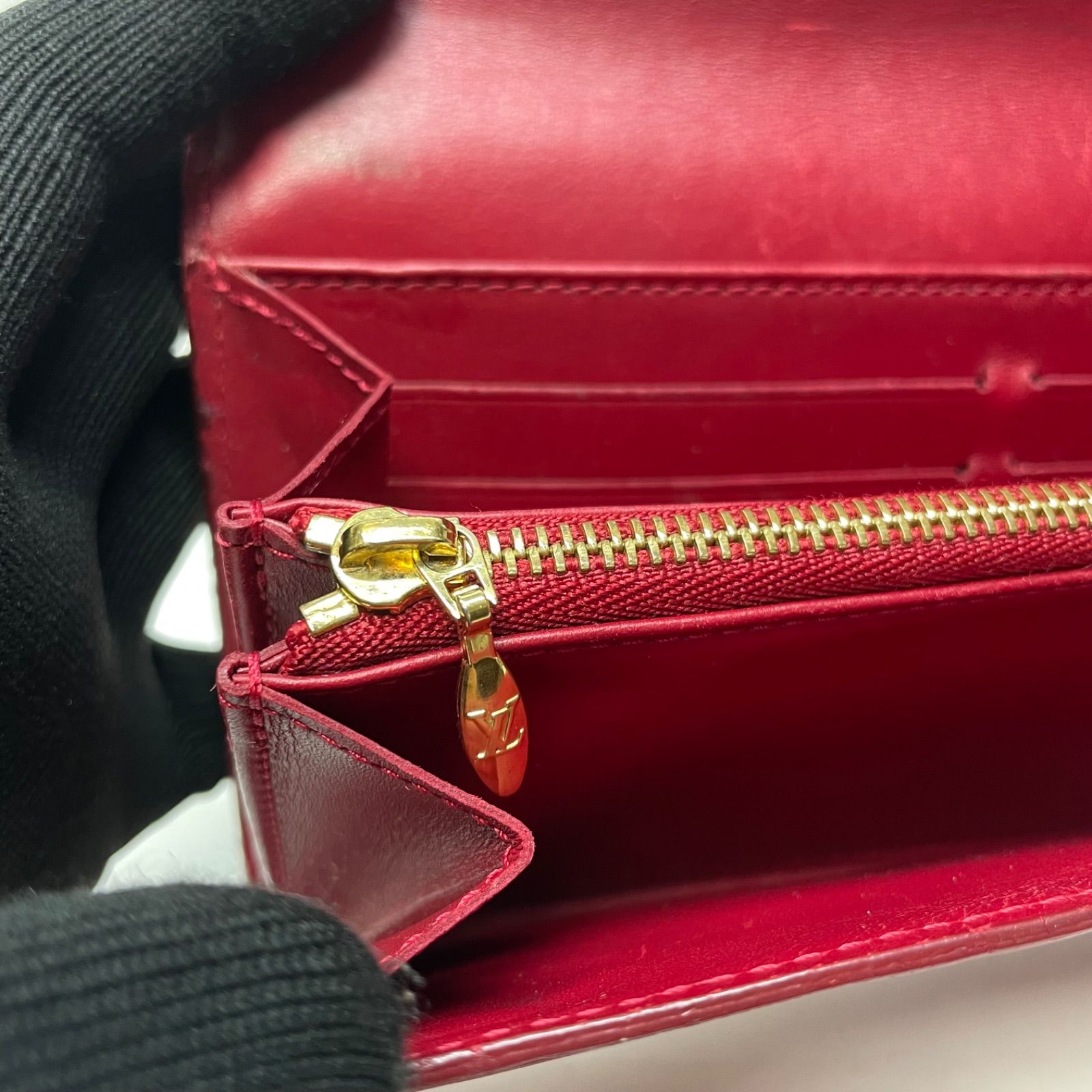 3124 LOUIS VUITTON ルイヴィトン ヴェルニ 長財布 レッド