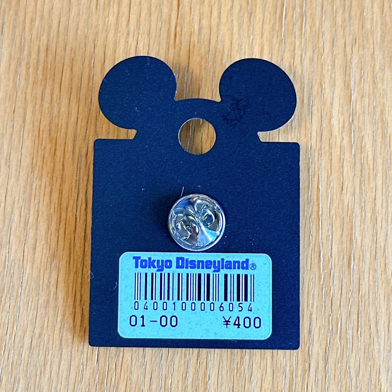 ピンバッジ　台紙付き　ディズニーホテル　ディズニーリゾート 台紙付き☆東京ディズニーリゾート ゴールド＆ブルー ロゴ ピンバッジ