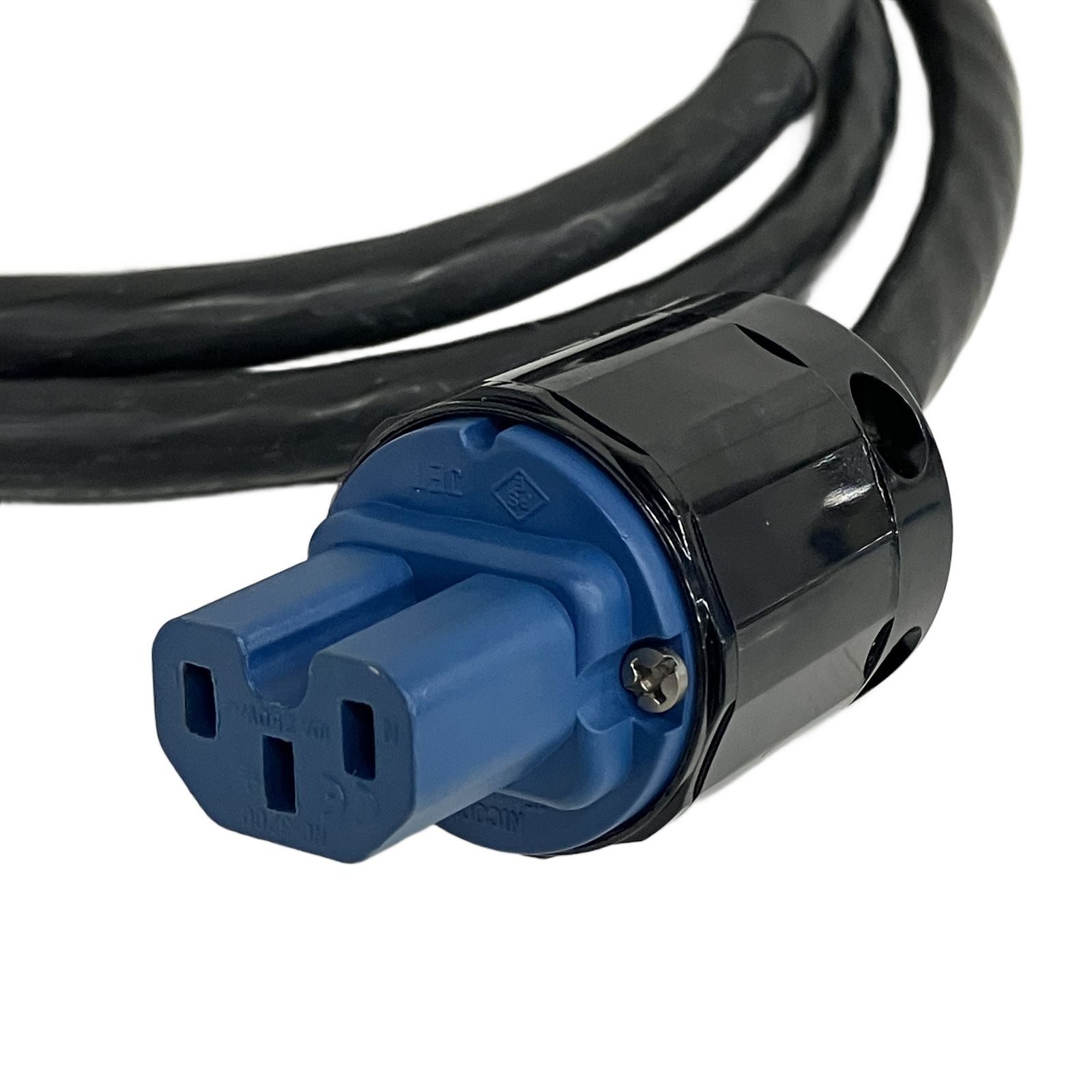 OYAIDE BLACK MAMBA-α V2 1.8m オーディオ パワーケーブル 音響機材