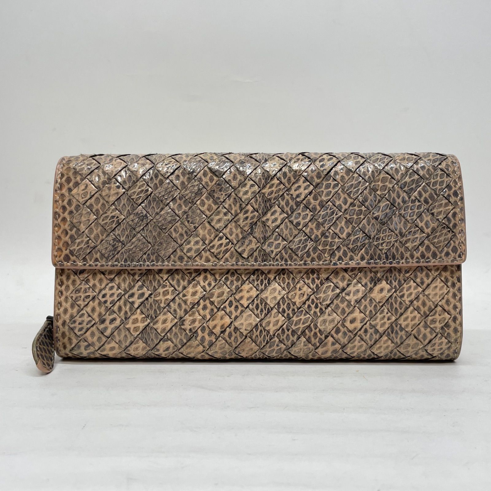 3053 BOTTEGA VENETA ボッテガヴェネタ 長財布 パイソン ピンク系 レザー