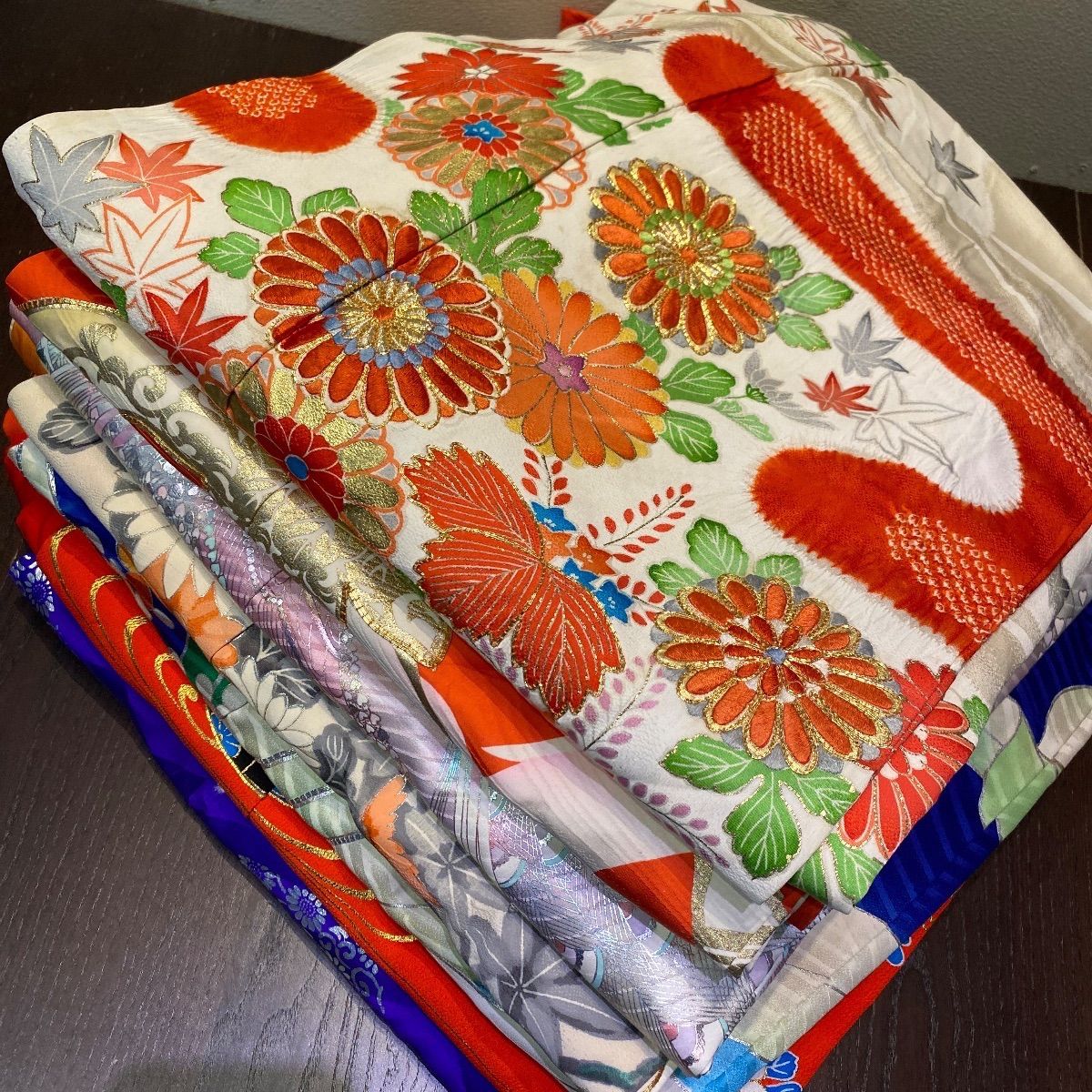 まとめ売り】正絹振袖7枚 リメイク素材 ハンドメイド向け - メルカリ