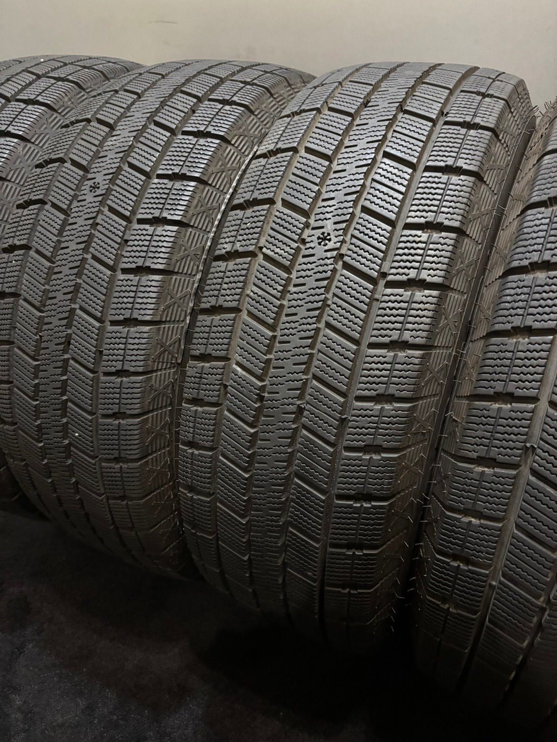 215 60 R 16 RADAR RW 5 ICE 18年製 スタッドレス 4本 クラウン ヴェゼル CX 3 南5 K 952