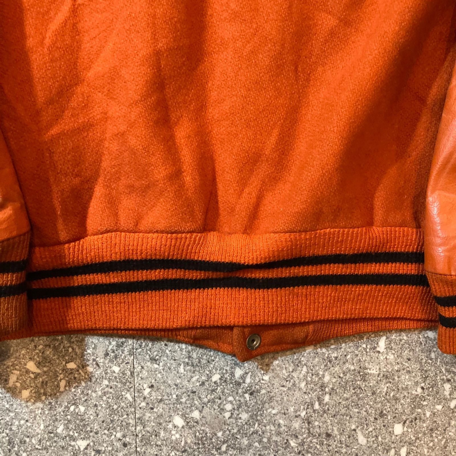 スタジャンヴィンテージ オレンジ スタジャン 90s USA製 HOWE ATHLETIC