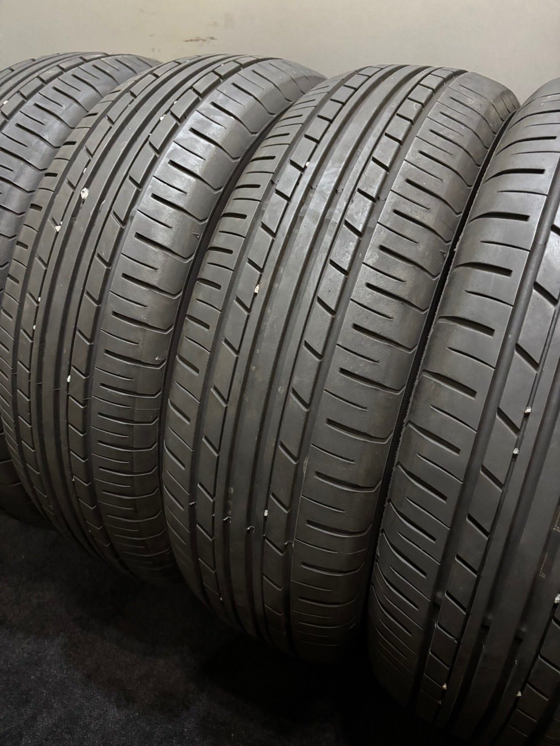 195 65 R 15 ECOS ES 31 18年製 夏タイヤ サマータイヤ 4本 ヨコハマ エコス ノア ヴォクシー プリウス 3 K 953