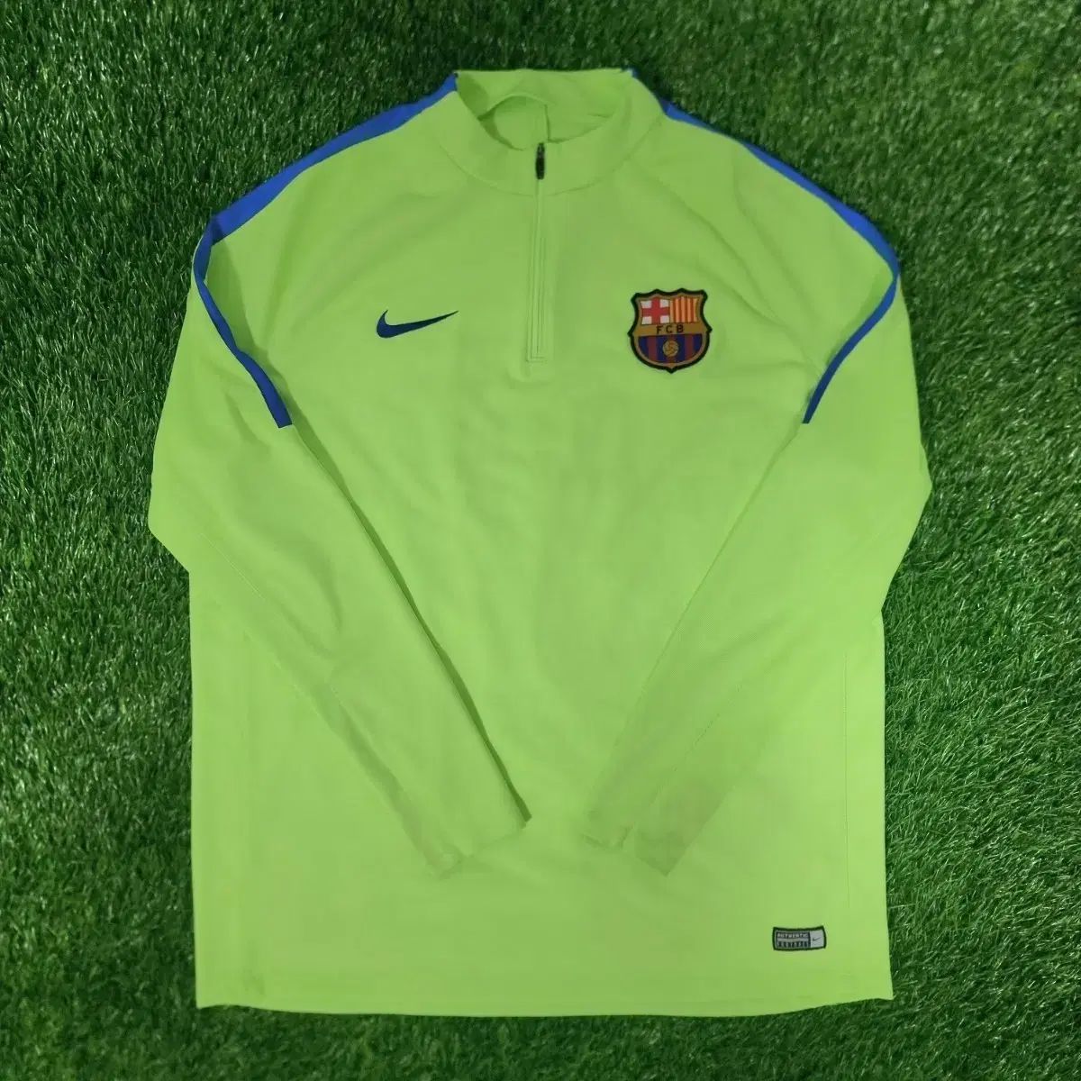 16-17シーズン バルセロナ NIKE ドリルトップ