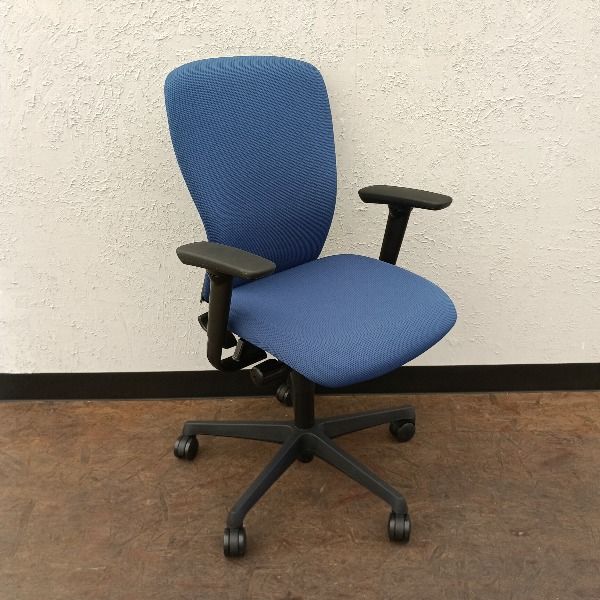 オカムラ オフィスチェア 肘あり C 385 ZR FSF 3 製 ブルー ハイバック アジャストアーム付 シェル ブラック 樹脂脚 ナイロンキャスター デスクチェア チェア イス 椅子