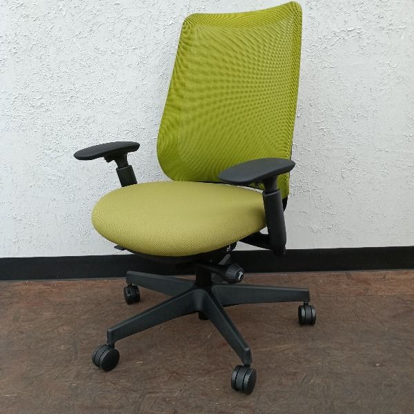 オカムラ オフィスチェア 肘あり Potam ポータム CF 81 XR FKB 5 製 グリーン バック 背メッシュタイプ アジャストアーム デスクチェア チェア イス 椅子