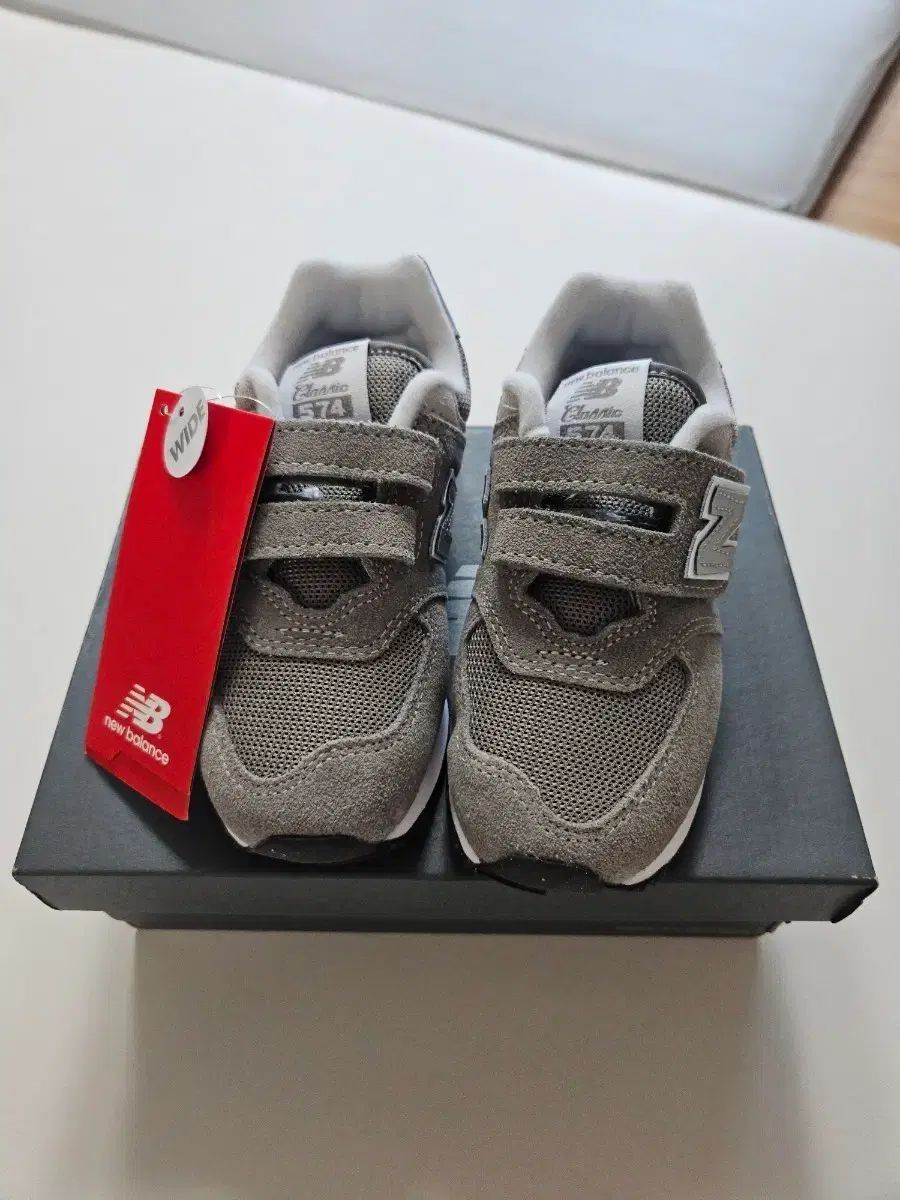 ニュー ンス キッズ スニーカー 170