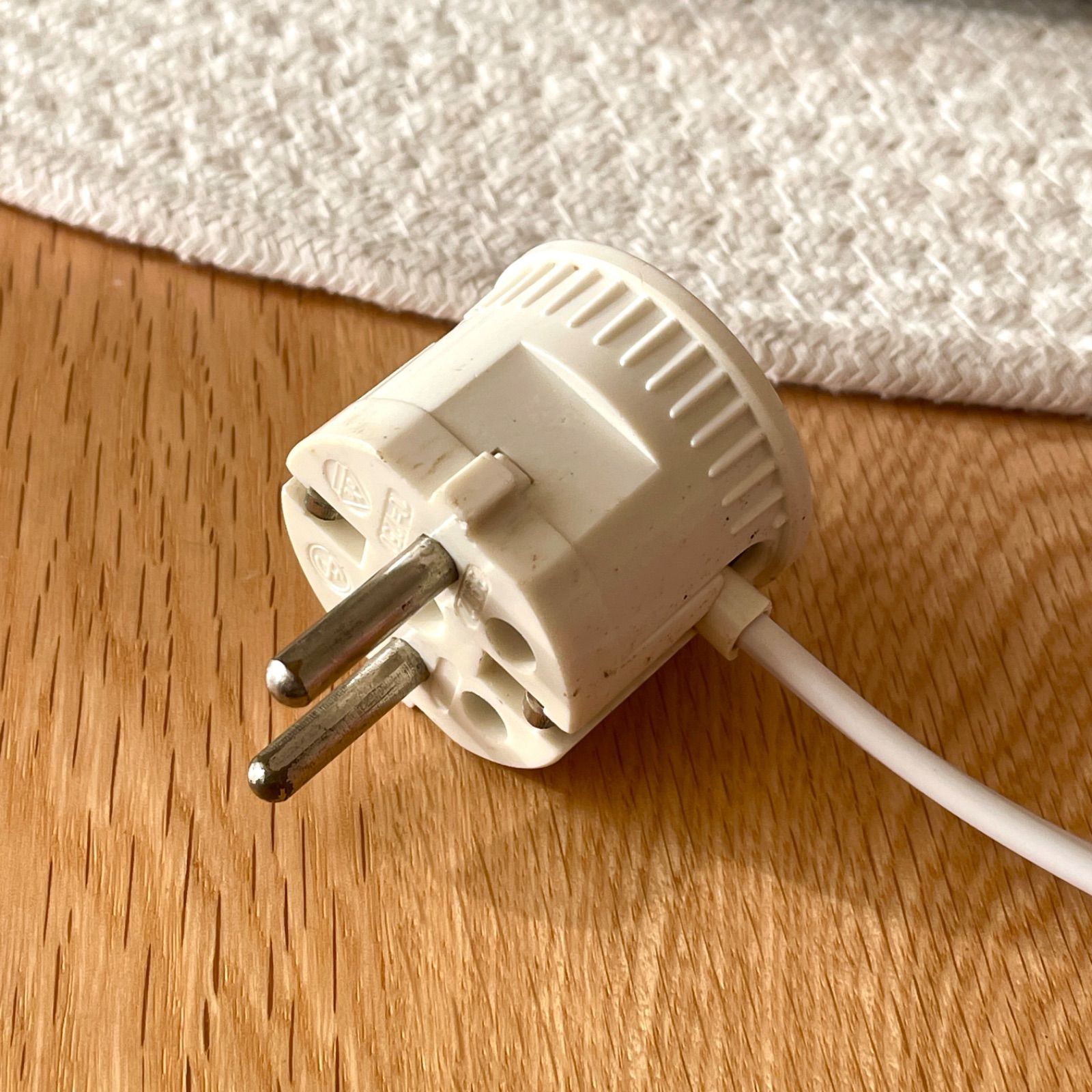 BRAUN ブラウン 『SK2/2』真空管ラジオ オーディオ ディーターラムス 超希少！】BRAUN ブラウン 『SK2/2』真空管ラジオ 国内対応 オーディオ