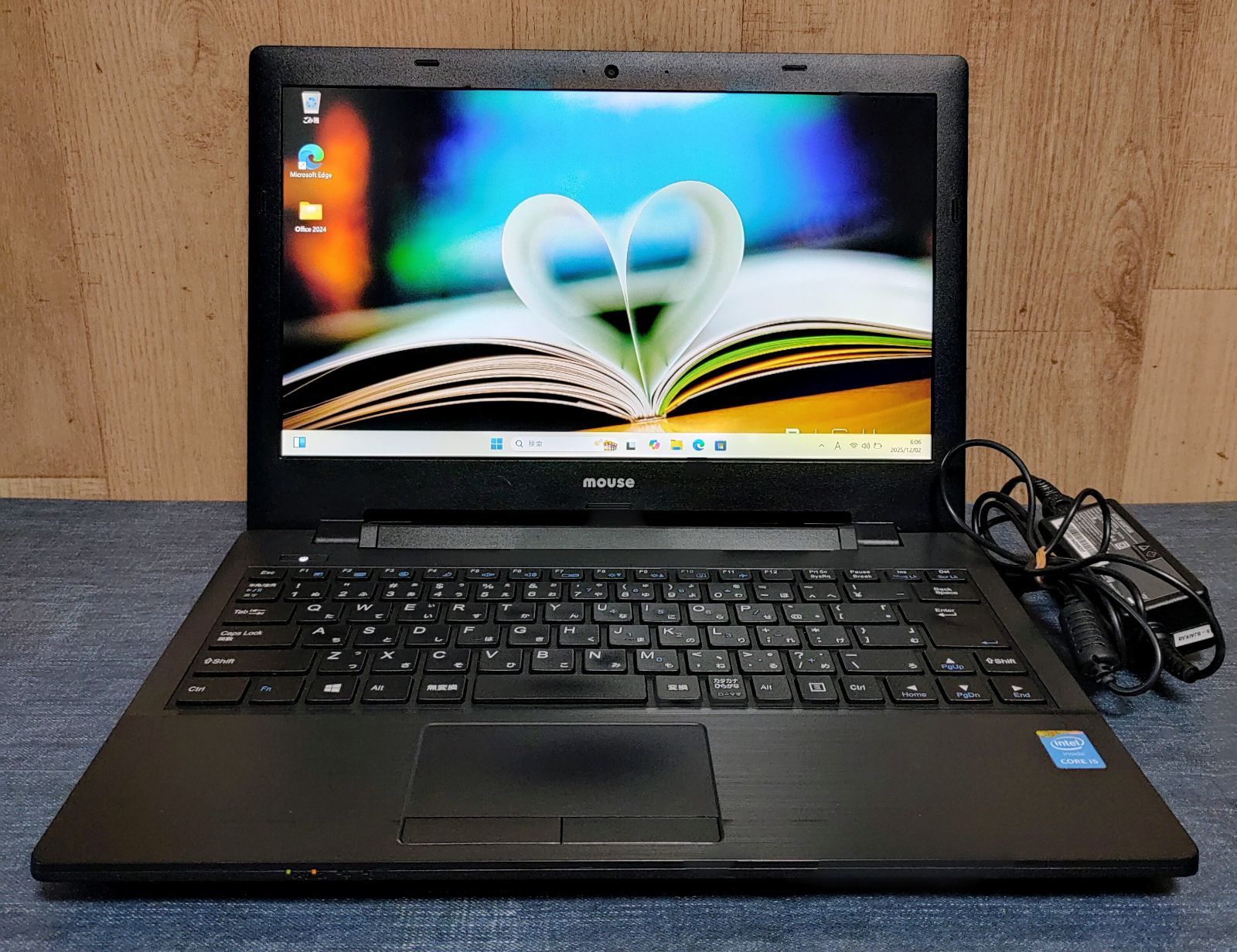 mouse ノートパソコン Corei5 メモリ8GB SDD240GB 高解像度 フルHD