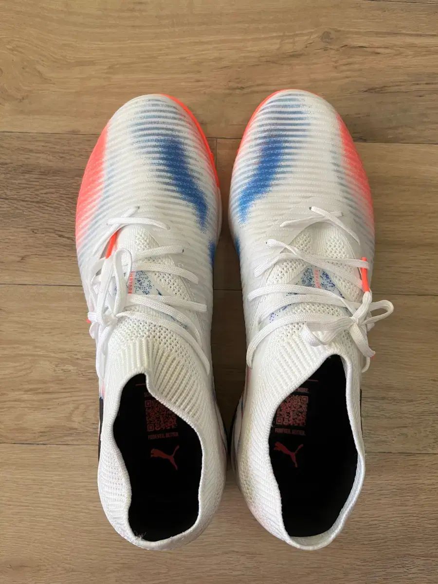 プーマ 퓨チャー8 プロケージ tf 270