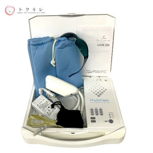 トクキレ】エステツイン PhotoFlash フォトフラッシュ 美容機器 箱なし