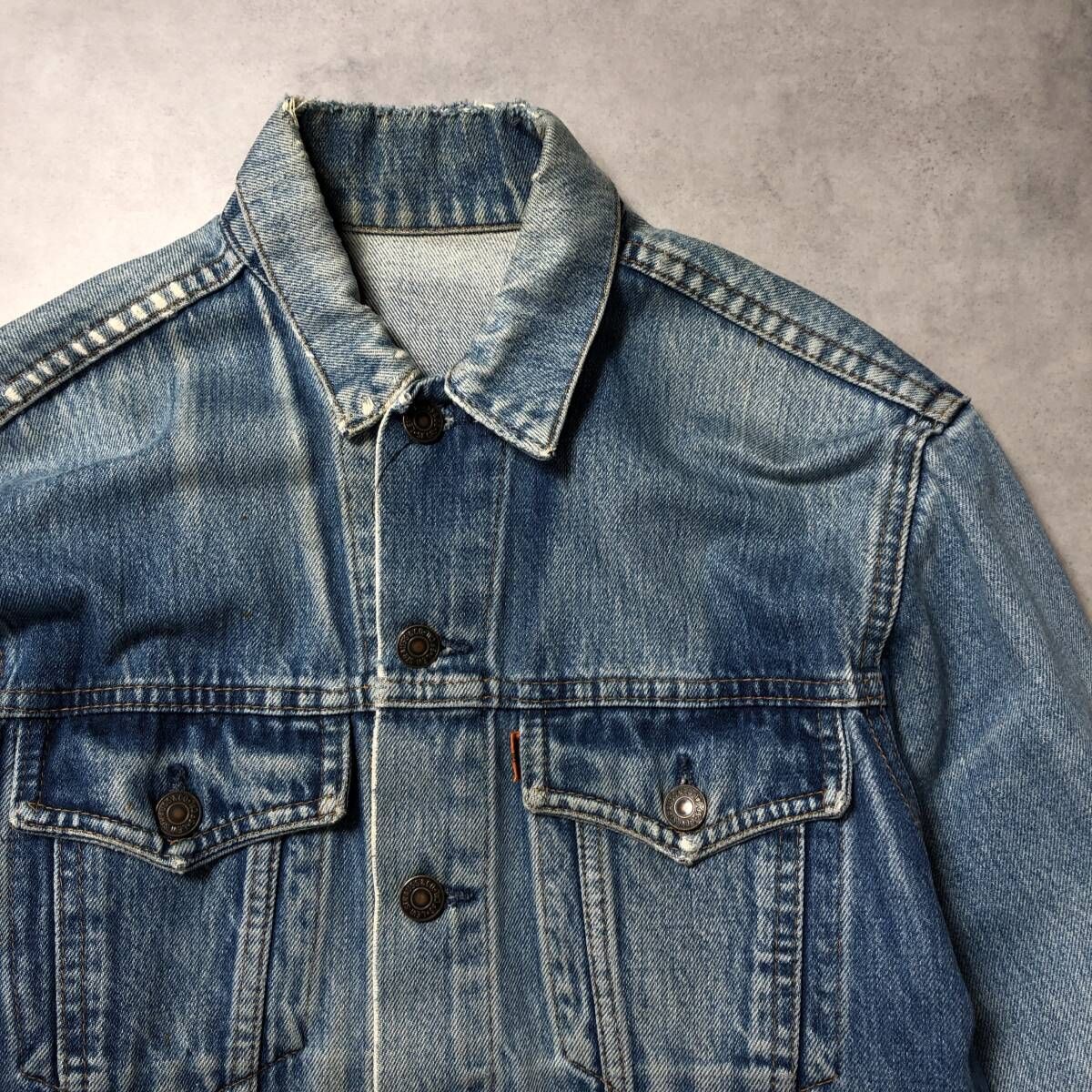 WQ979○Levi