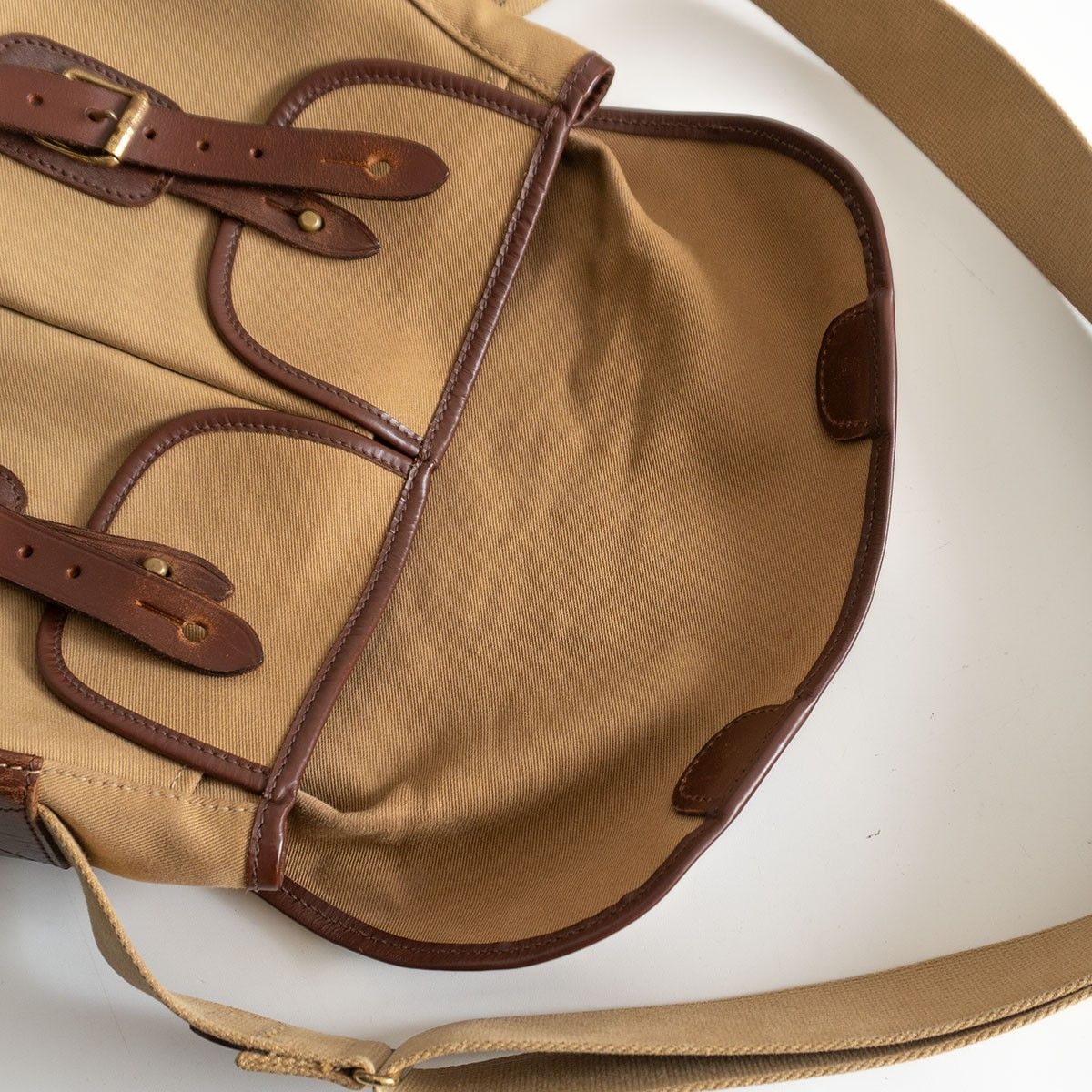 雰囲気抜群】BRADY【ARIEL TROUT SMALL ショルダーバッグ】アリエル