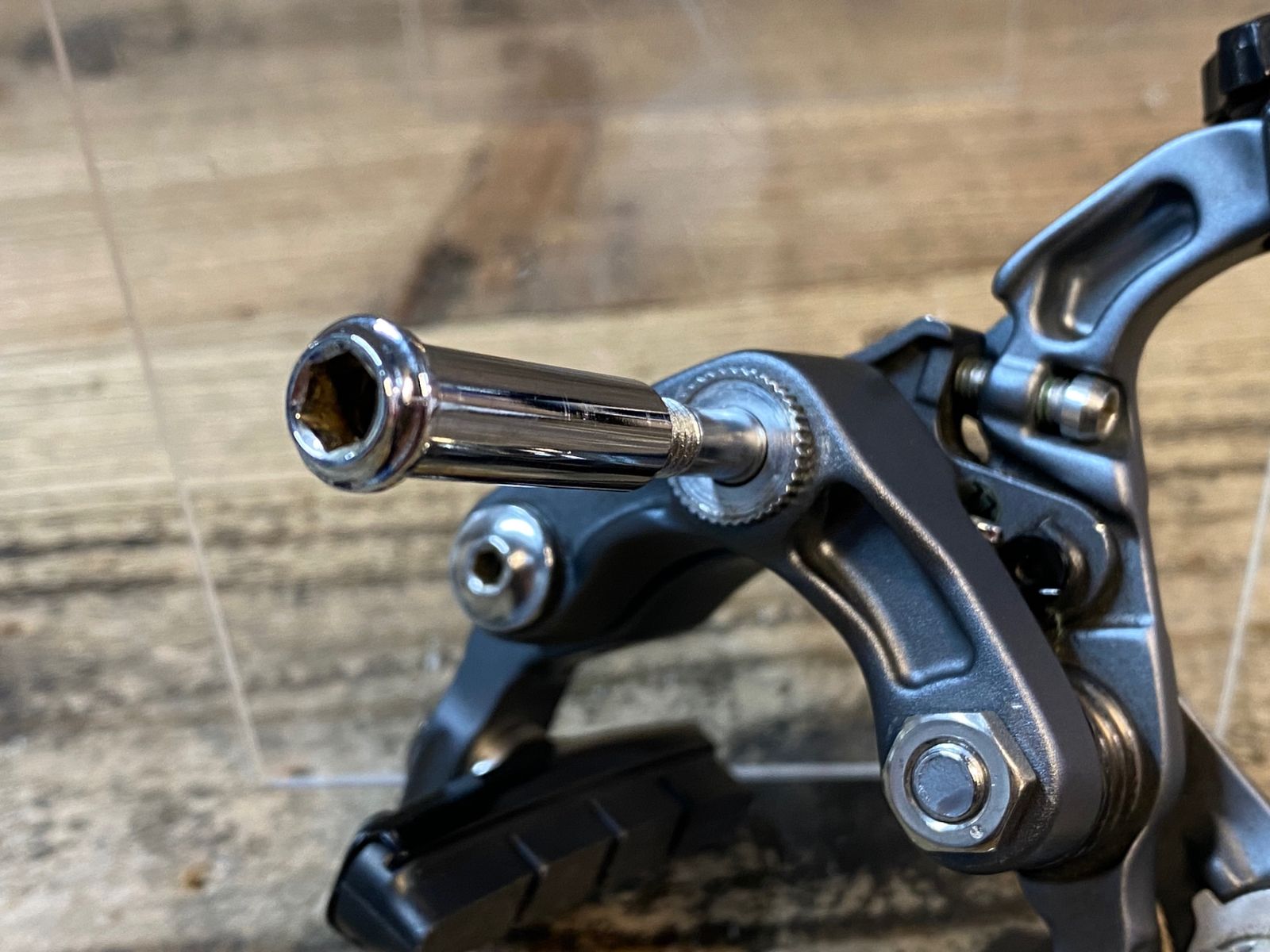 JQ014 シマノ SHIMANO アルテグラ ULTEGRA BR-6800 キャリパーブレーキ