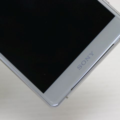 超美品 SO-03K Xperia XZ2 シルバー スマホ 即日発送 スマホ 白ロム