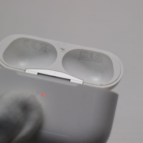 中古 AirPods Pro ホワイト 土日祝発送OK 02000 - メルカリ