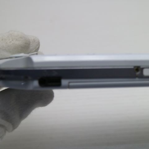 PSP-3000 パール ホワイト game SONY PlayStation Portable 本体 02000
